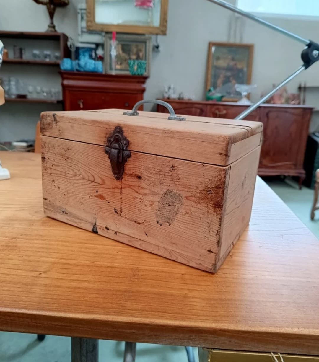 Caja antigua de madera - Imagen 1