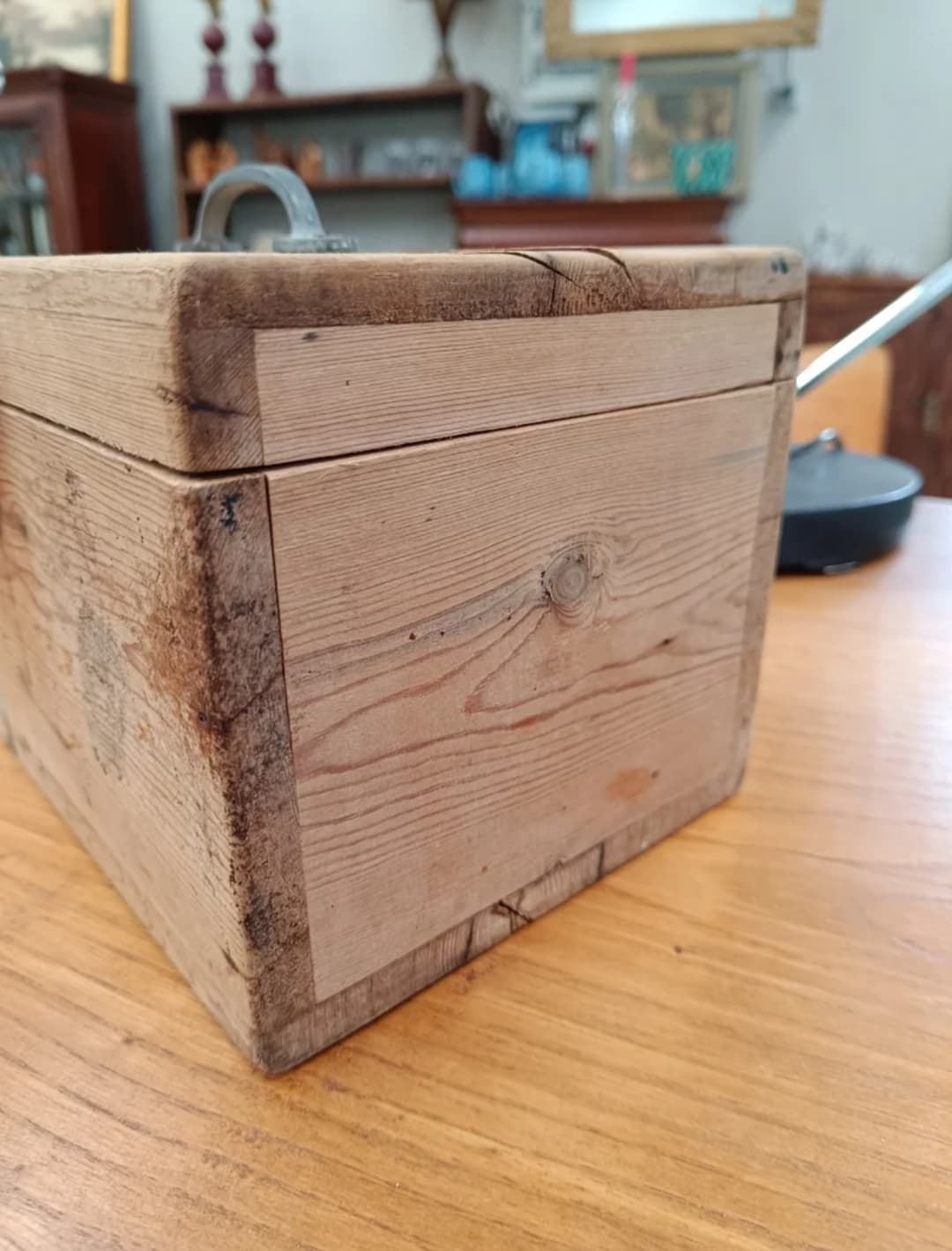 Caja antigua de madera - Imagen 3