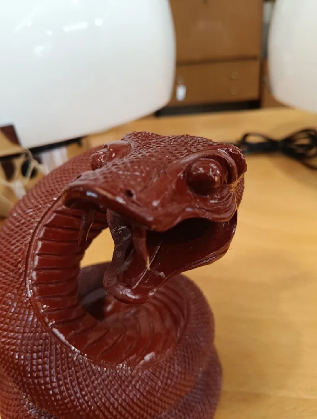 Escultura serpiente madera - Imagen 2