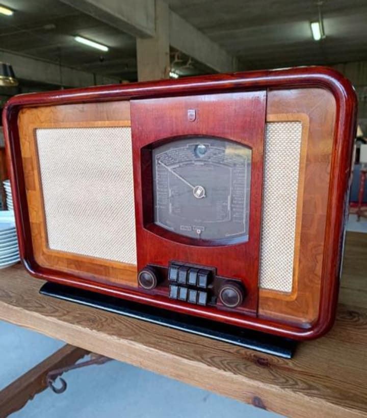 Radio Philips 1938 - Imagen 1